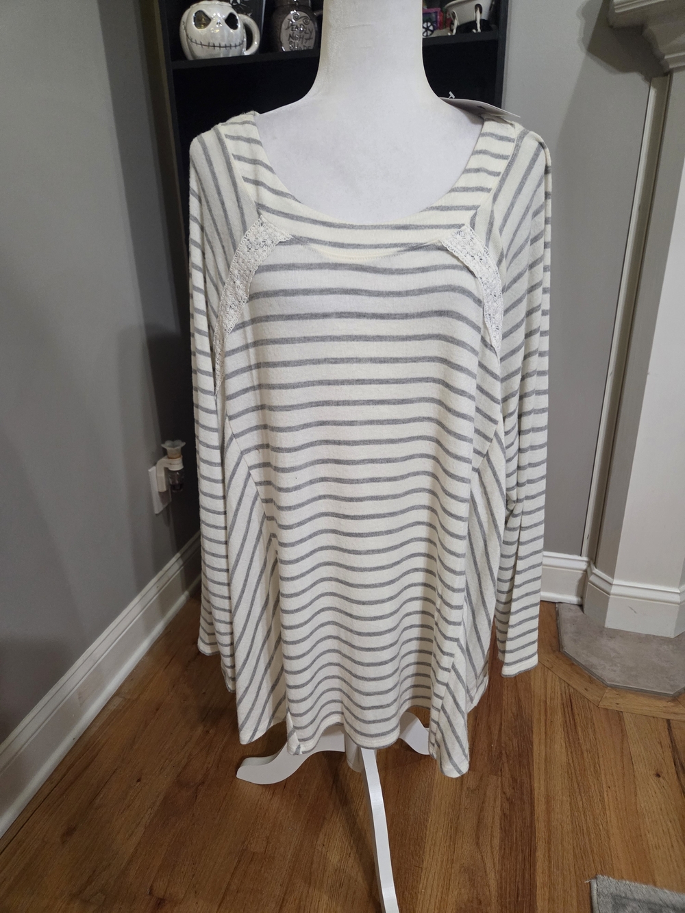 Eyeshadow Cream and Gray Striped Long-Sleeve Scoop Neck Top
